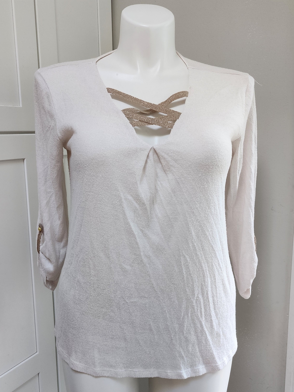 Bobeau Cream Knit Top Criss-Cross Strappy V-Neck 3/4 Sleeve Size M